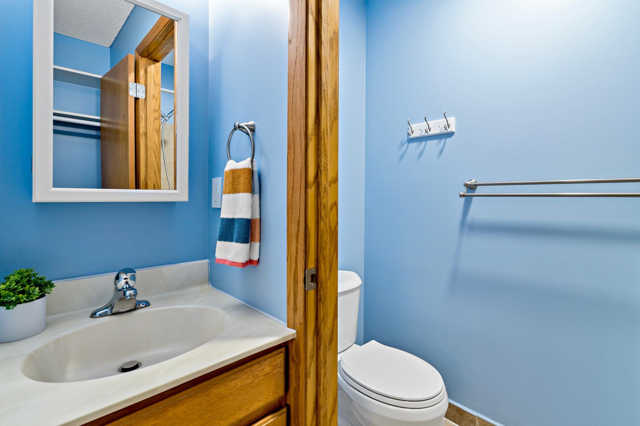 Primary 3/4 Private Bath Ensuite
