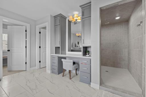 10166 Shadyview Lane N, Maple Grove, MN 55311