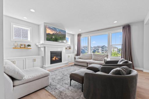 10166 Shadyview Lane N, Maple Grove, MN 55311