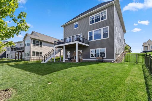 10166 Shadyview Lane N, Maple Grove, MN 55311