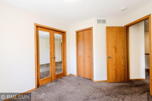 12255 Zealand Avenue N, Champlin, MN 55316