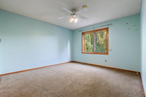 8818 Belvedere Drive, Eden Prairie, MN 55347