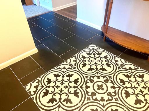 Tiled entryway.jpeg