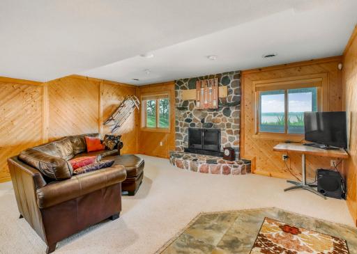 39644 Marion Lodge Trl, Perham, MN 56573