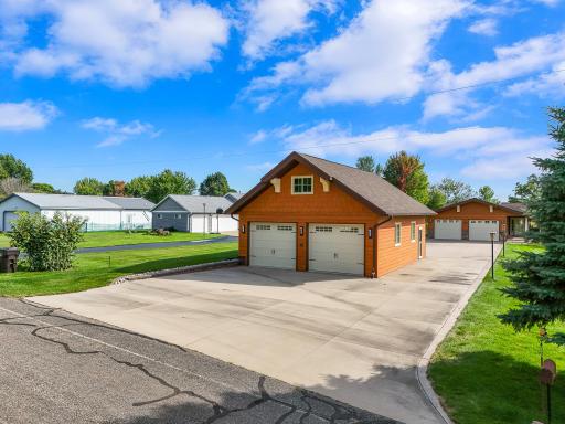 39644 Marion Lodge Trl, Perham, MN 56573