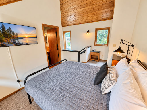 527 Moose Mountain Drive, Lutsen, MN 55612