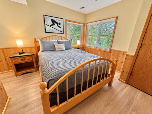527 Moose Mountain Drive, Lutsen, MN 55612