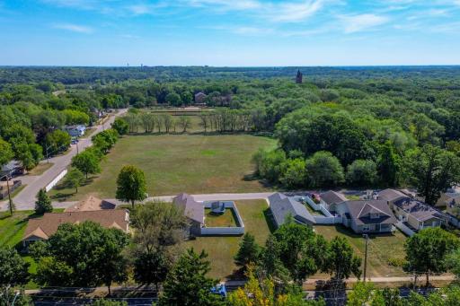 47-web-or-mls-1814-Clearwater-Rd-Drone-03.jpg