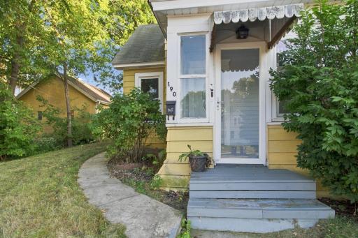 190 Annapolis Street E, Saint Paul, MN 55118