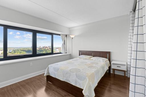 Panoramic views in the bedroom