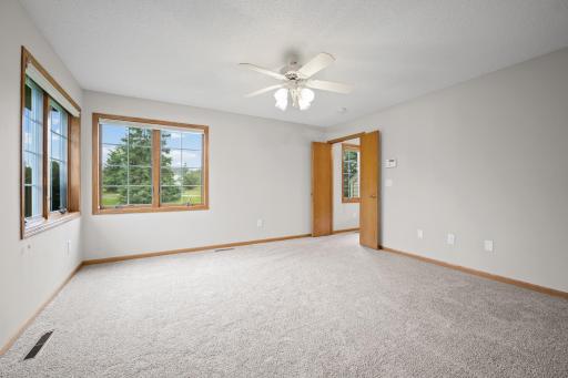 3801 Impatiens Lane N, Brooklyn Park, MN 55443
