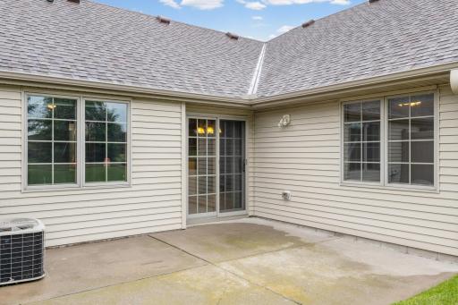 3801 Impatiens Lane N, Brooklyn Park, MN 55443