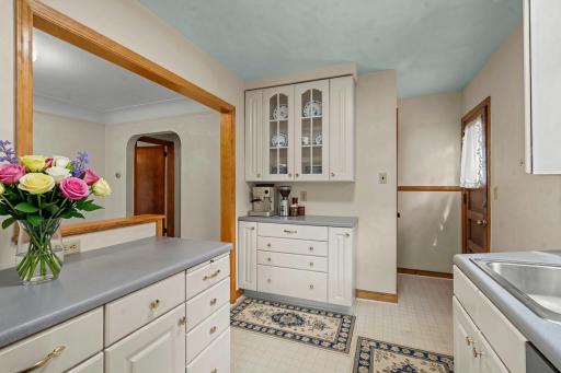 5750 Pleasant Avenue, Minneapolis, MN 55419