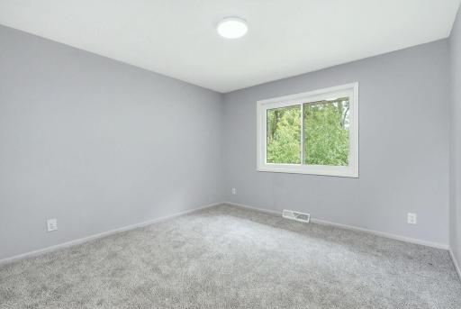 16-web-or-mls-First Person Visuals06202_repaint_3b5b0d7b.jpg