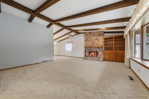 2533 Woodland Drive, Faribault, MN 55021
