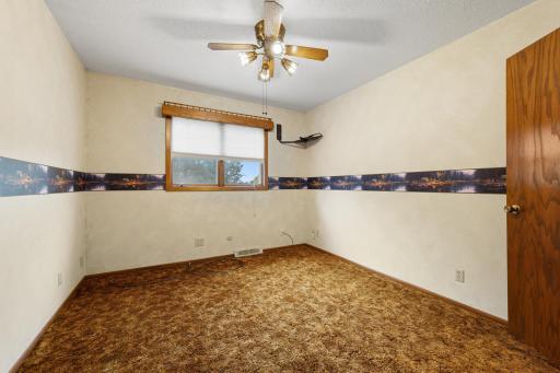 2533 Woodland Drive, Faribault, MN 55021