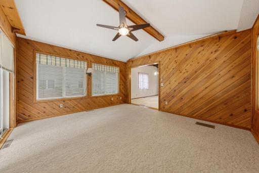 2533 Woodland Drive, Faribault, MN 55021