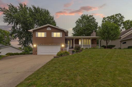 2533 Woodland Drive, Faribault, MN 55021