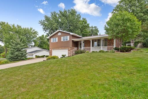 2533 Woodland Drive, Faribault, MN 55021