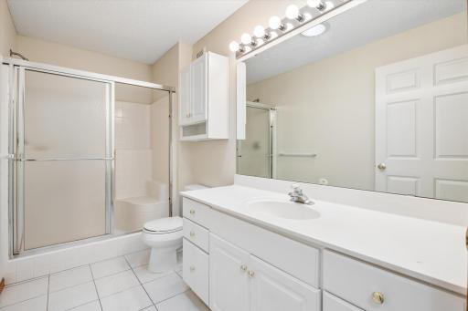 13048 Falcons Way, Savage, MN 55378