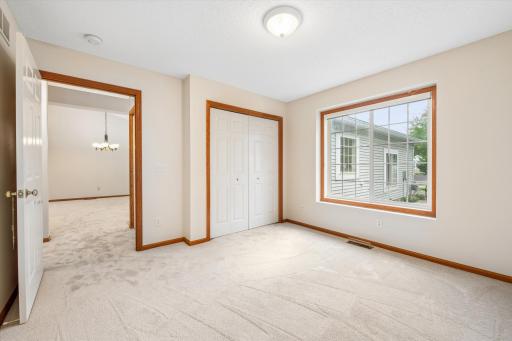 13048 Falcons Way, Savage, MN 55378