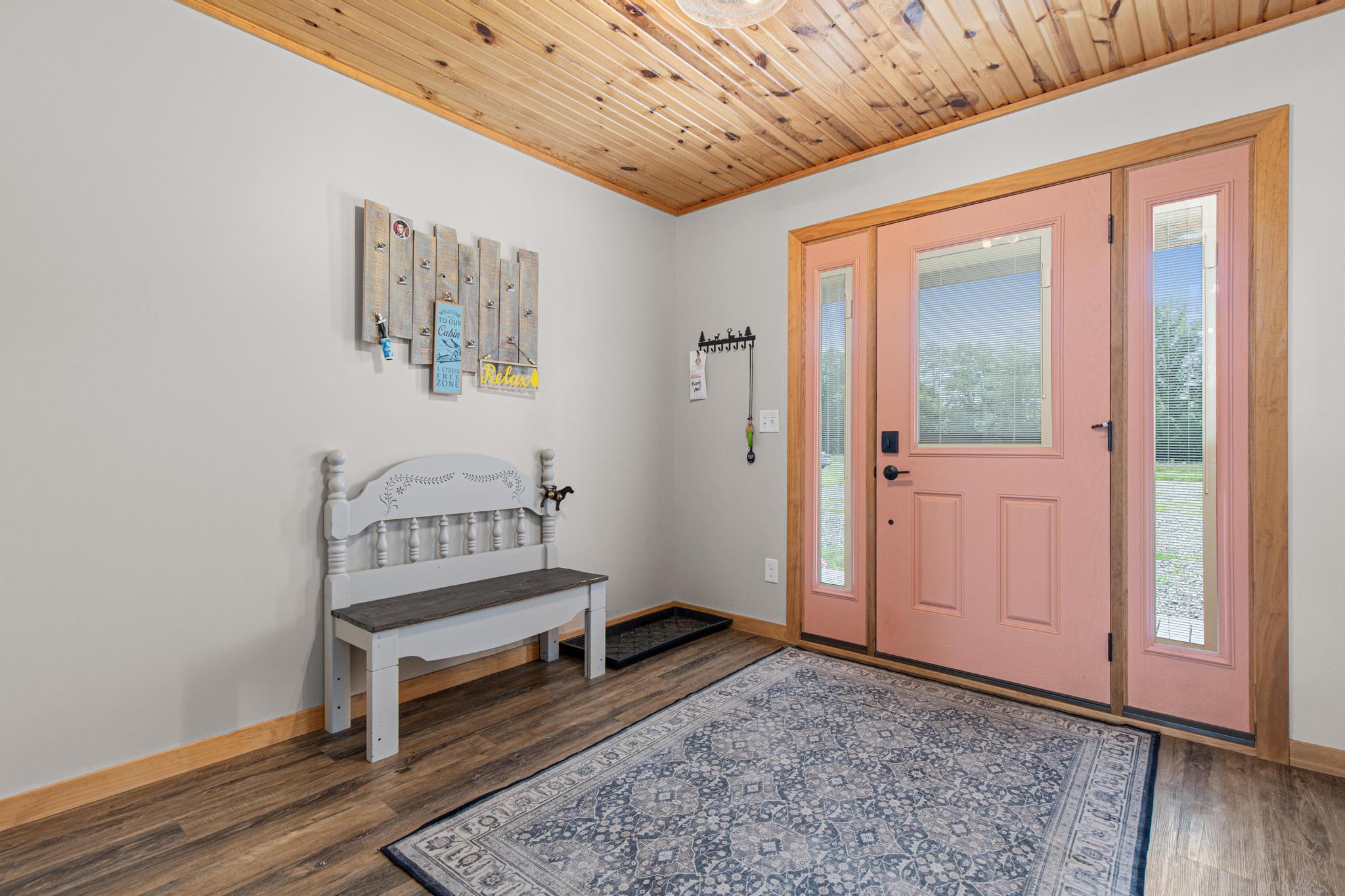 Welcoming foyer with plenty of space to get out of the weather.