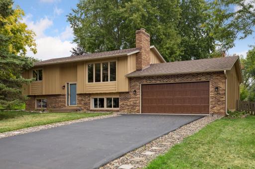 11315 40th Avenue N, Plymouth, MN 55441