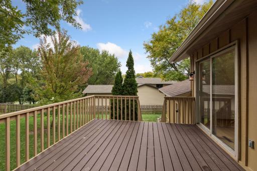 11315 40th Avenue N, Plymouth, MN 55441