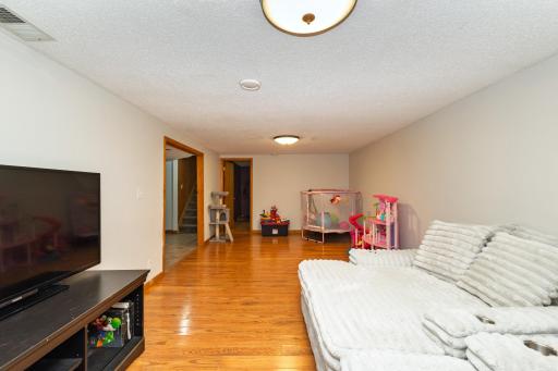 906 10th Street S, Benson, MN 56215