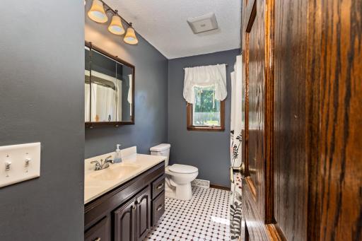 906 10th Street S, Benson, MN 56215
