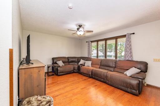 906 10th Street S, Benson, MN 56215