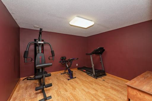 906 10th Street S, Benson, MN 56215