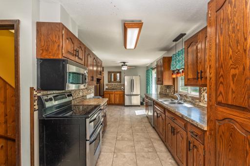 906 10th Street S, Benson, MN 56215