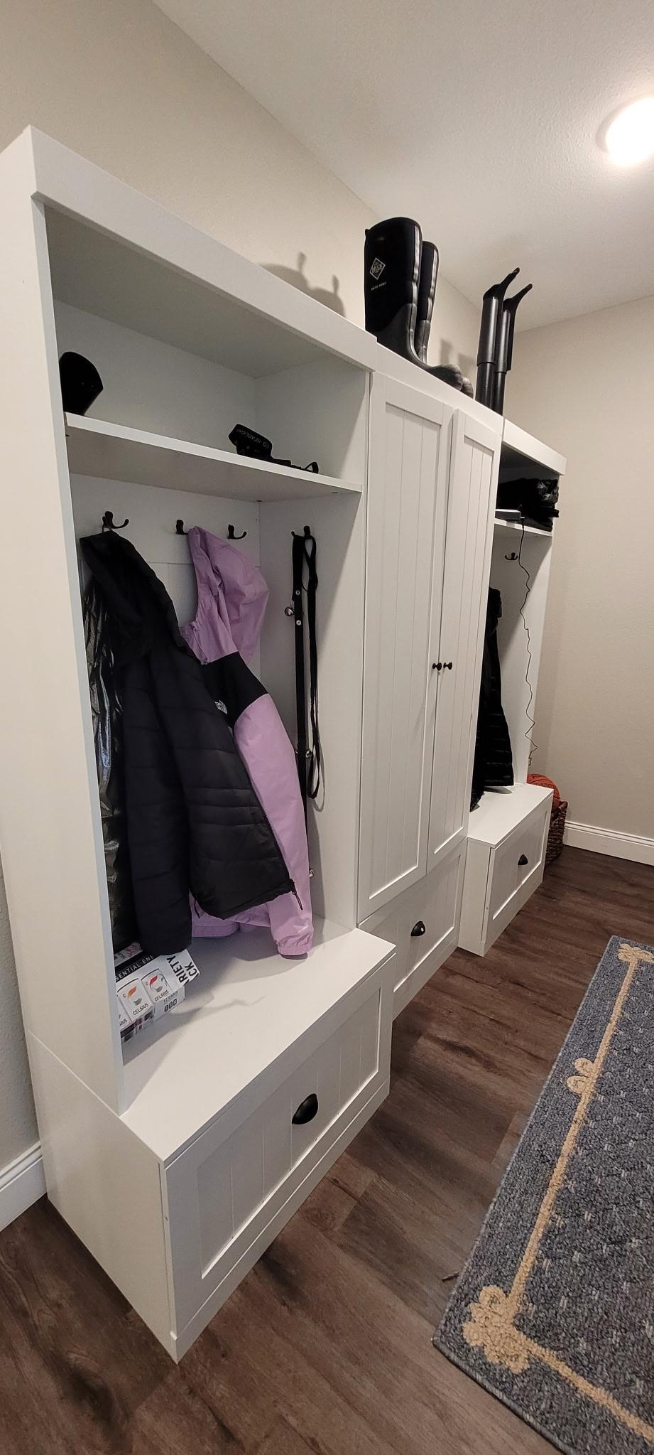 mudroom entry from side door, great custom built ins.