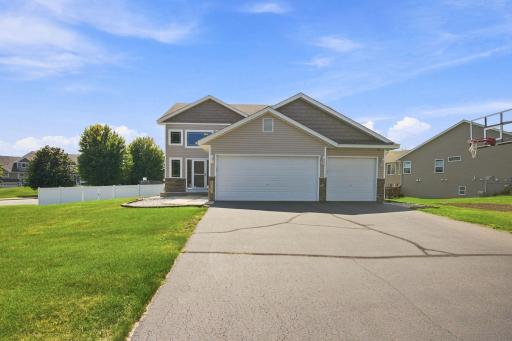 19385 Century Court, Farmington, MN 55024