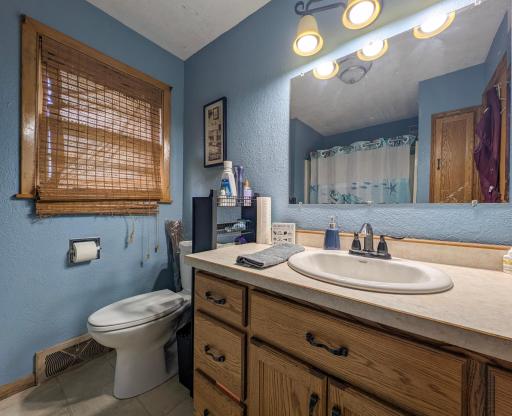 220 2nd Avenue NW, Rothsay, MN 56579