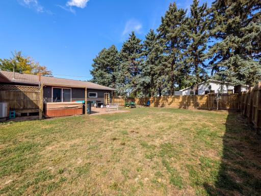 220 2nd Avenue NW, Rothsay, MN 56579