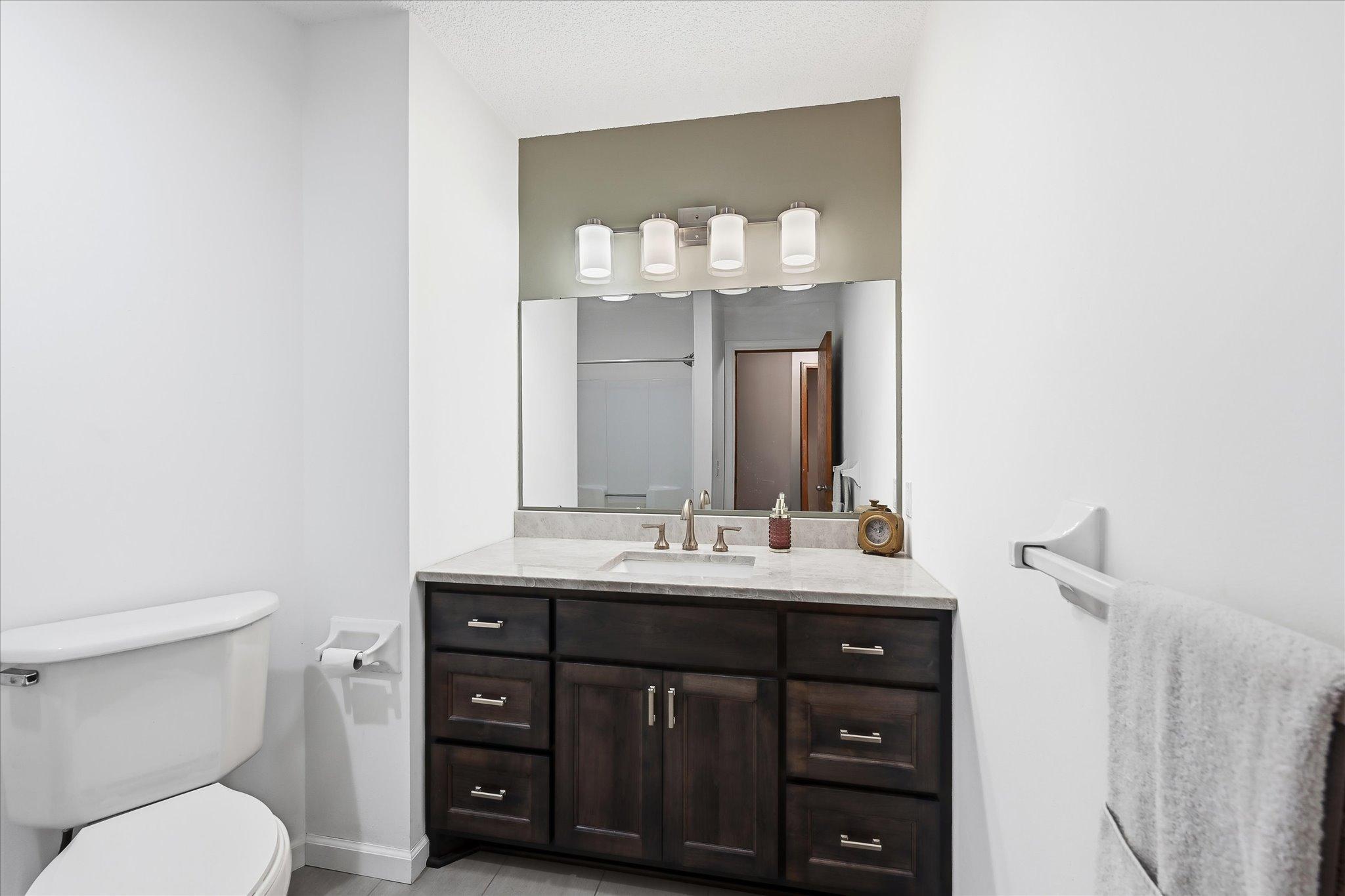 Main floor Full Bathroom