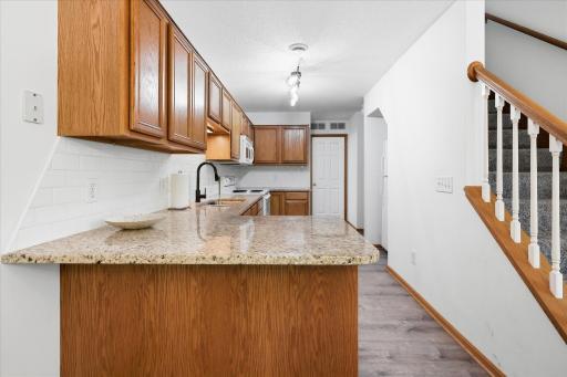 8994 92nd Street S, Cottage Grove, MN 55016