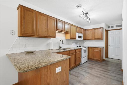 8994 92nd Street S, Cottage Grove, MN 55016