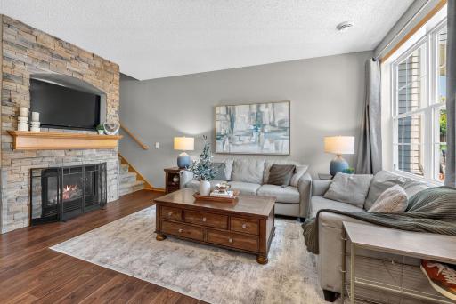 20-web-or-mls-4360 Empress Drive - Timothy Sheehan - Keller Williams - FRAMElogic.media 17.jpg