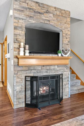 24-web-or-mls-4360 Empress Drive - Timothy Sheehan - Keller Williams - FRAMElogic.media 21.jpg