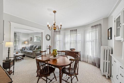 12-web-or-mls-Simpson St-S0409-012.jpg