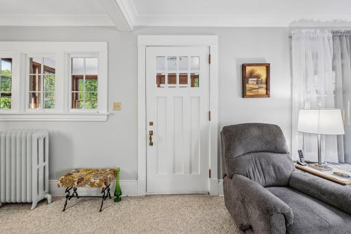 6-web-or-mls-Simpson St-S0409-006.jpg