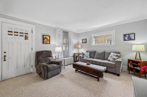 8-web-or-mls-Simpson St-S0409-008.jpg