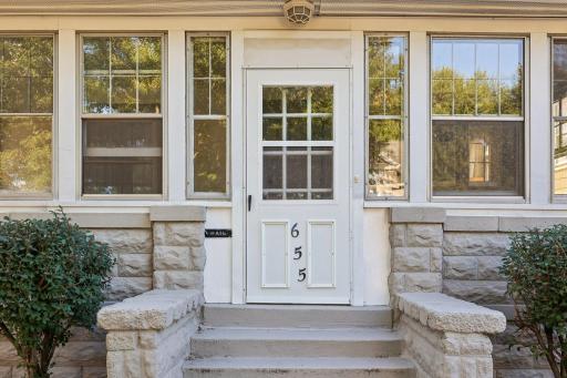5-web-or-mls-Simpson St-S0409-005.jpg