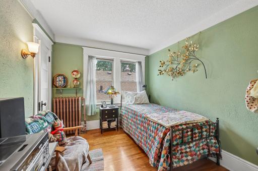 25-web-or-mls-Simpson St-S0409-025.jpg