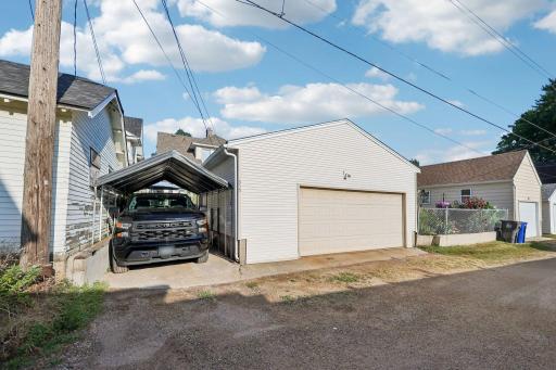 39-web-or-mls-Simpson St-S0409-039.jpg