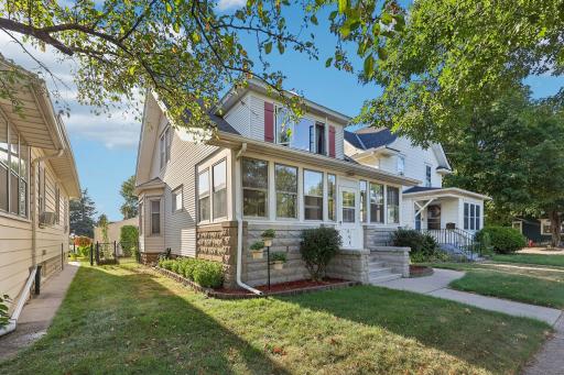 4-web-or-mls-Simpson St-S0409-004.jpg