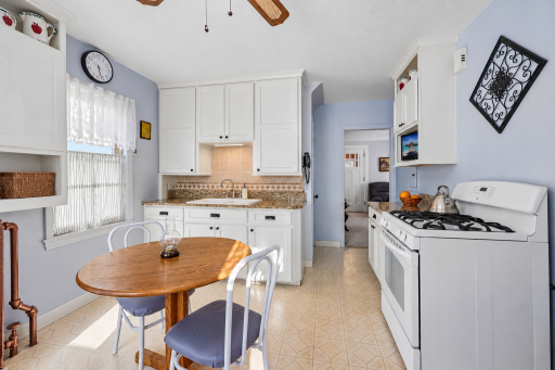 655 Simpson Street, Saint Paul, MN 55104